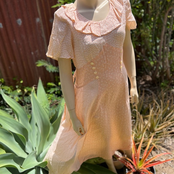 Peach Ruffled Button-Down Dress - Picture 5 of 9